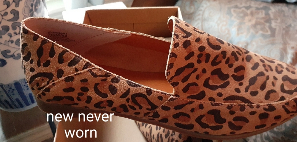 Lucky leopard flats